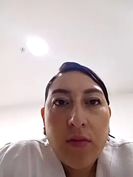 Snapshot of Valeria_montana_ chatting on January 13, 2026, 11:37 am Valeria montana online show from January 13, 2026, 11:37 am