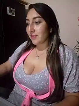 Valeria montana  online show from February 2, 2026, 11:47 pm