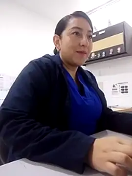 Valeria montana  online show from May 22, 2026, 11:38 am