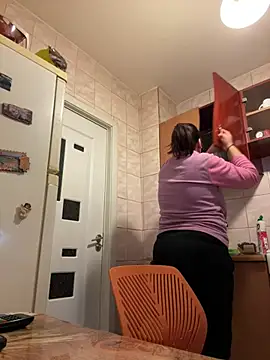 Dana92va online show from February 11, 2026, 5:45 am