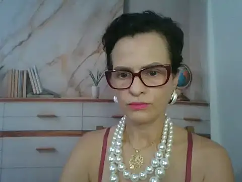 Luna-Hot0802 online show from February 4, 2026, 2:23 pm