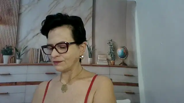 Snapshot of Luna-Hot0802 chatting on March 3, 2026, 1:06 pm Luna-Hot0802 online show from March 3, 2026, 1:06 pm