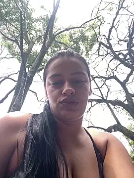 Jennmyller  online show from April 24, 2026, 5:37 pm