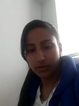 Vera Luna  online show from December 16, 2025, 7:52 pm