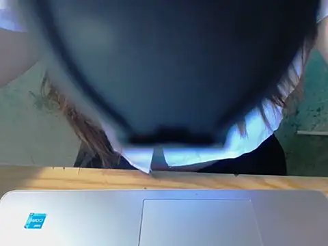 Snapshot of maian_love chatting on April 3, 2026, 7:12 pm maian love online show from April 3, 2026, 7:12 pm