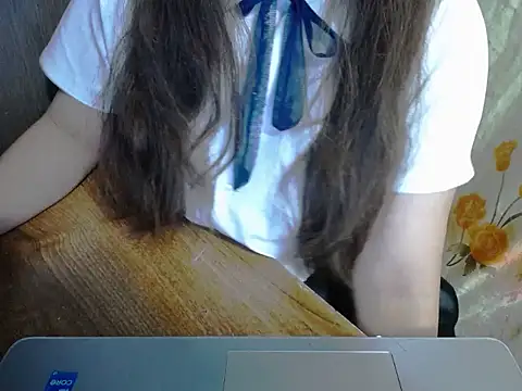 Snapshot of maian_love chatting on May 12, 2026, 7:33 pm maian love online show from May 12, 2026, 7:33 pm