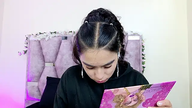 iris and damian online show from February 25, 2026, 5:22 pm