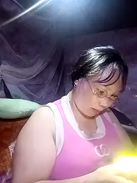 ava-dellght online show from March 23, 2026, 1:37 pm