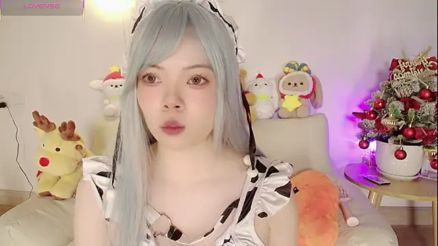 Snapshot of Miyeoonn chatting on December 17, 2025, 3:07 pm Miyeoonn online show from December 17, 2025, 3:07 pm