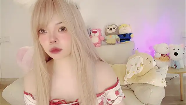 Snapshot of Miyeoonn chatting on January 8, 2026, 2:14 am Miyeoonn online show from January 8, 2026, 2:14 am