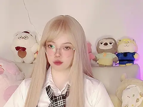 Snapshot of Miyeoonn chatting on January 12, 2026, 2:33 pm Miyeoonn online show from January 12, 2026, 2:33 pm