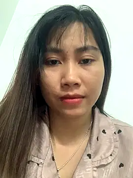 Snapshot of latooo chatting on December 4, 2025, 8:01 am latooo online show from December 4, 2025, 8:01 am