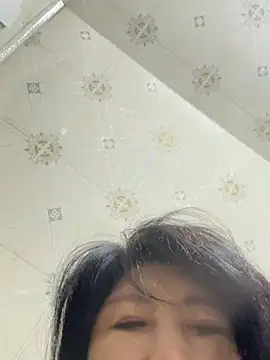 luckybaby666999 online show from May 19, 2026, 11:55 pm