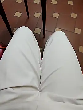 Baby-Linh online show from March 14, 2026, 12:43 pm