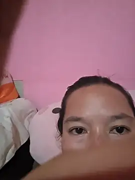 ladycatcher69xx online show from December 4, 2025, 10:35 am