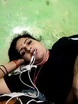Snapshot of Big_soniya55A chatting on June 27, 2026, 1:21 am Big soniya55A online show from June 27, 2026, 1:21 am