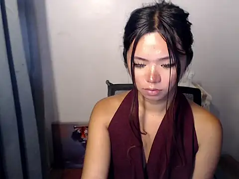 voganmarie online show from May 9, 2026, 3:34 am