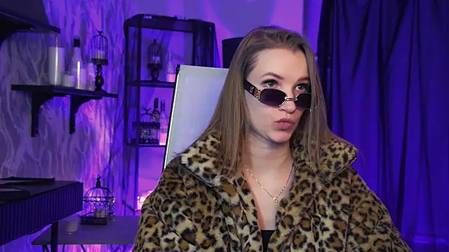 Megan Rodgers online show from February 22, 2026, 5:44 pm