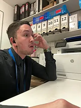 Snapshot of dirtyanal23 chatting on February 16, 2026, 7:43 pm dirtyanal23 online show from February 16, 2026, 7:43 pm