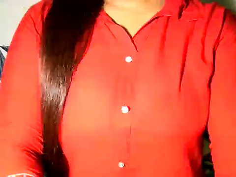 Hotty Suzuka online show from May 9, 2026, 3:56 am