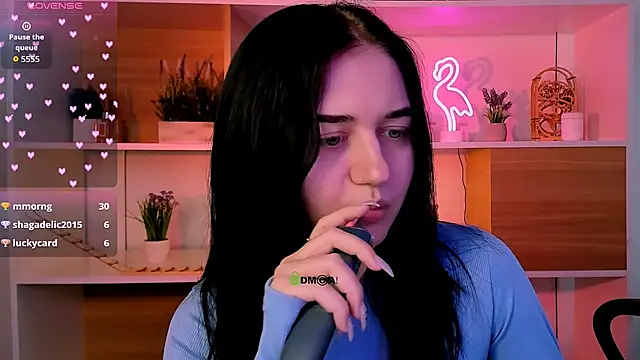 diara ti online show from December 14, 2025, 9:58 am