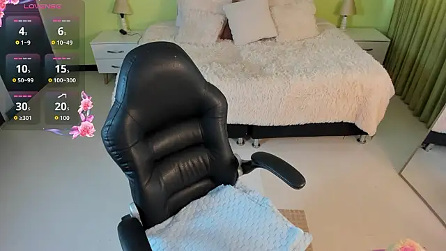 Celeste Rous   online show from February 14, 2026, 12:24 pm