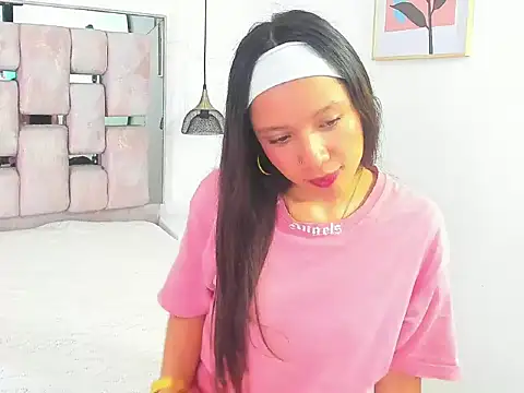 Hannah stuart online show from February 20, 2026, 2:17 pm