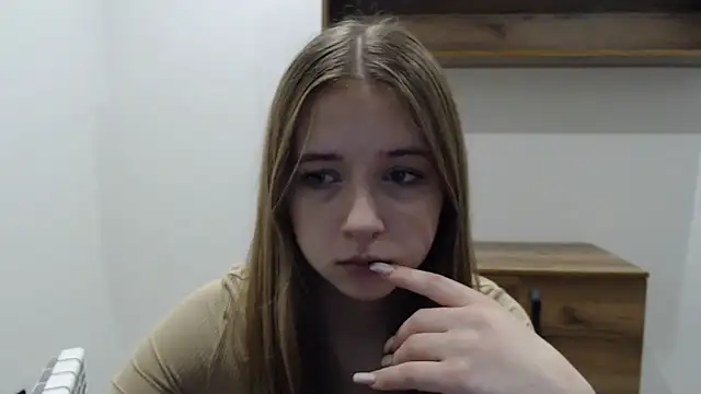 SweetBellaa  online show from December 16, 2025, 11:26 am