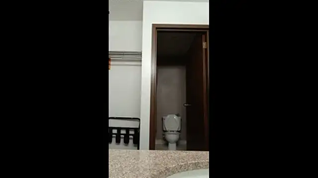 iLOVETRAY96 online show from January 7, 2026, 3:03 pm