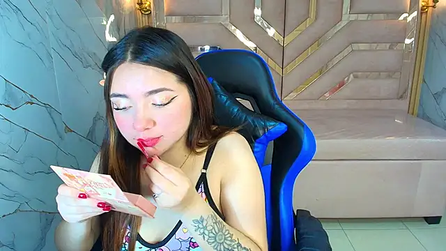 emily  r  online show from January 15, 2026, 1:16 pm