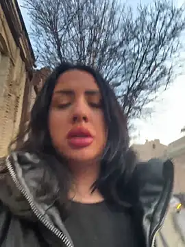 Snapshot of tesaa1212 chatting on January 8, 2026, 1:35 pm tesaa1212 online show from January 8, 2026, 1:35 pm