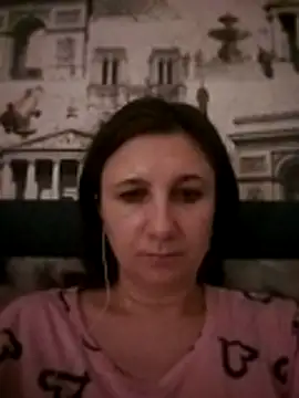 Snapshot of Koshova_1316 chatting on December 3, 2025, 9:13 pm Koshova 1316 online show from December 3, 2025, 9:13 pm