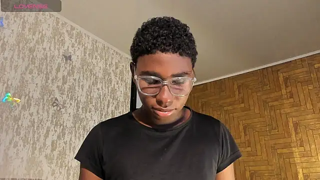 teylor lovee online show from February 19, 2026, 8:49 pm