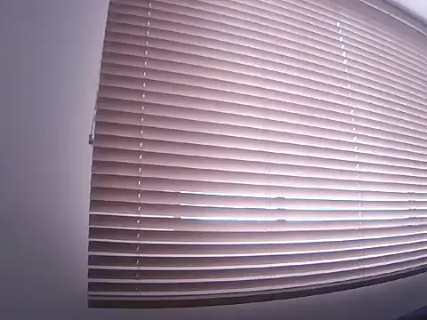 Fernanda andrew online show from March 4, 2026, 3:29 pm