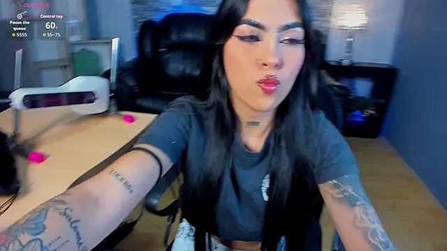 Snapshot of _hanna_miller__ chatting on February 27, 2026, 8:42 pm hanna miller online show from February 27, 2026, 8:42 pm