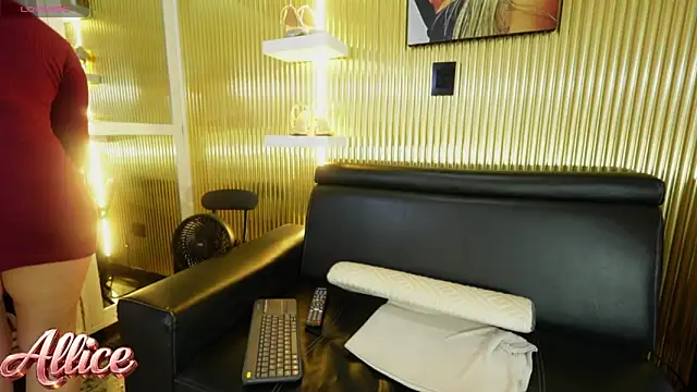 Snapshot of Allice_mommy chatting on January 16, 2026, 7:07 pm Allice mommy online show from January 16, 2026, 7:07 pm