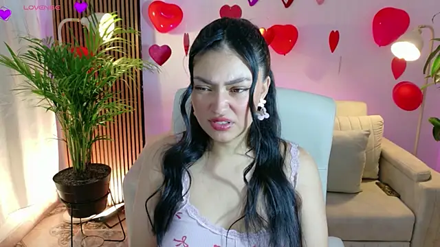 Snapshot of victoria___moon chatting on February 16, 2026, 1:18 pm victoria moon online show from February 16, 2026, 1:18 pm