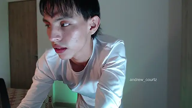 andrew courtzz online show from March 25, 2026, 9:21 pm