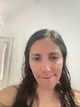 Snapshot of Marestrella-25 chatting on April 13, 2026, 1:27 pm Marestrella-25 online show from April 13, 2026, 1:27 pm