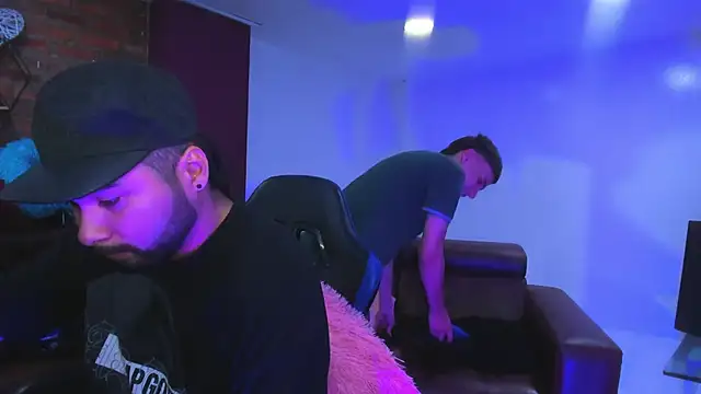 Snapshot of HotThreesoome chatting on January 9, 2026, 1:25 pm HotThreesoome online show from January 9, 2026, 1:25 pm