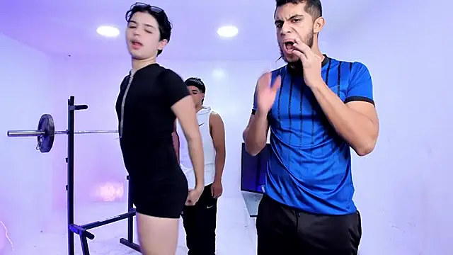 Snapshot of HotThreesoome chatting on February 26, 2026, 12:48 pm HotThreesoome online show from February 26, 2026, 12:48 pm