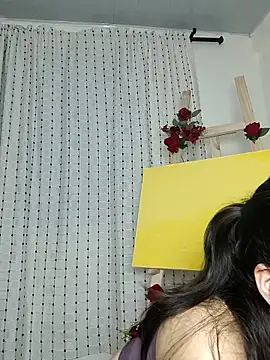 saasha Petit online show from March 13, 2026, 11:50 am