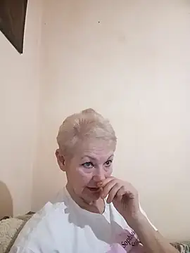 Snapshot of Calypso-Loove chatting on March 4, 2026, 3:18 pm Calypso-Loove online show from March 4, 2026, 3:18 pm