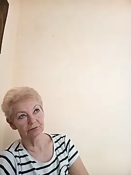 Snapshot of Calypso-Loove chatting on March 18, 2026, 1:58 pm Calypso-Loove online show from March 18, 2026, 1:58 pm