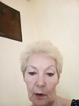 Snapshot of Calypso-Loove chatting on April 29, 2026, 12:20 pm Calypso-Loove online show from April 29, 2026, 12:20 pm