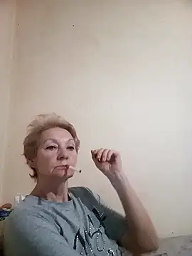 Snapshot of Calypso-Loove chatting on May 11, 2026, 2:12 pm Calypso-Loove online show from May 11, 2026, 2:12 pm