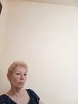 Snapshot of Calypso-Loove chatting on May 16, 2026, 10:12 am Calypso-Loove online show from May 16, 2026, 10:12 am