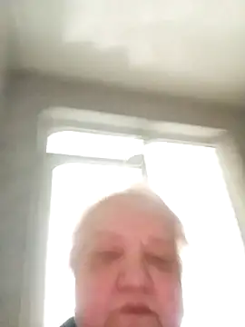 Snapshot of HapinessLovee chatting on February 8, 2026, 7:45 am HapinessLovee online show from February 8, 2026, 7:45 am