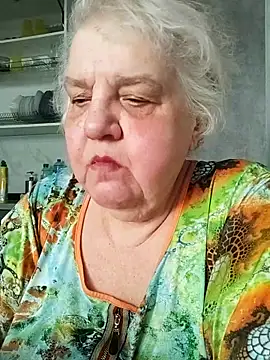 Snapshot of HapinessLovee chatting on April 7, 2026, 6:25 am HapinessLovee online show from April 7, 2026, 6:25 am