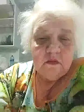 Snapshot of HapinessLovee chatting on April 14, 2026, 7:53 pm HapinessLovee online show from April 14, 2026, 7:53 pm